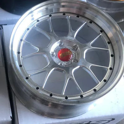 Metal Wheel Desk Decoration