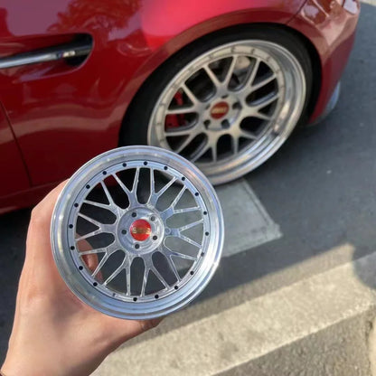 Metal Wheel Desk Decoration