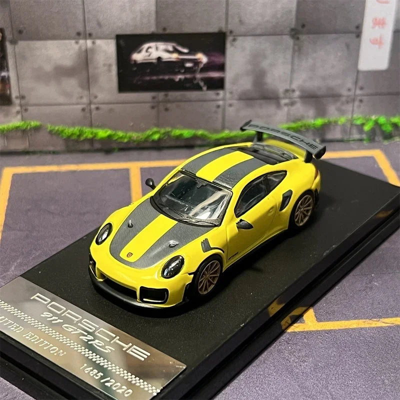 1/64 911 Porsche GT2 RS