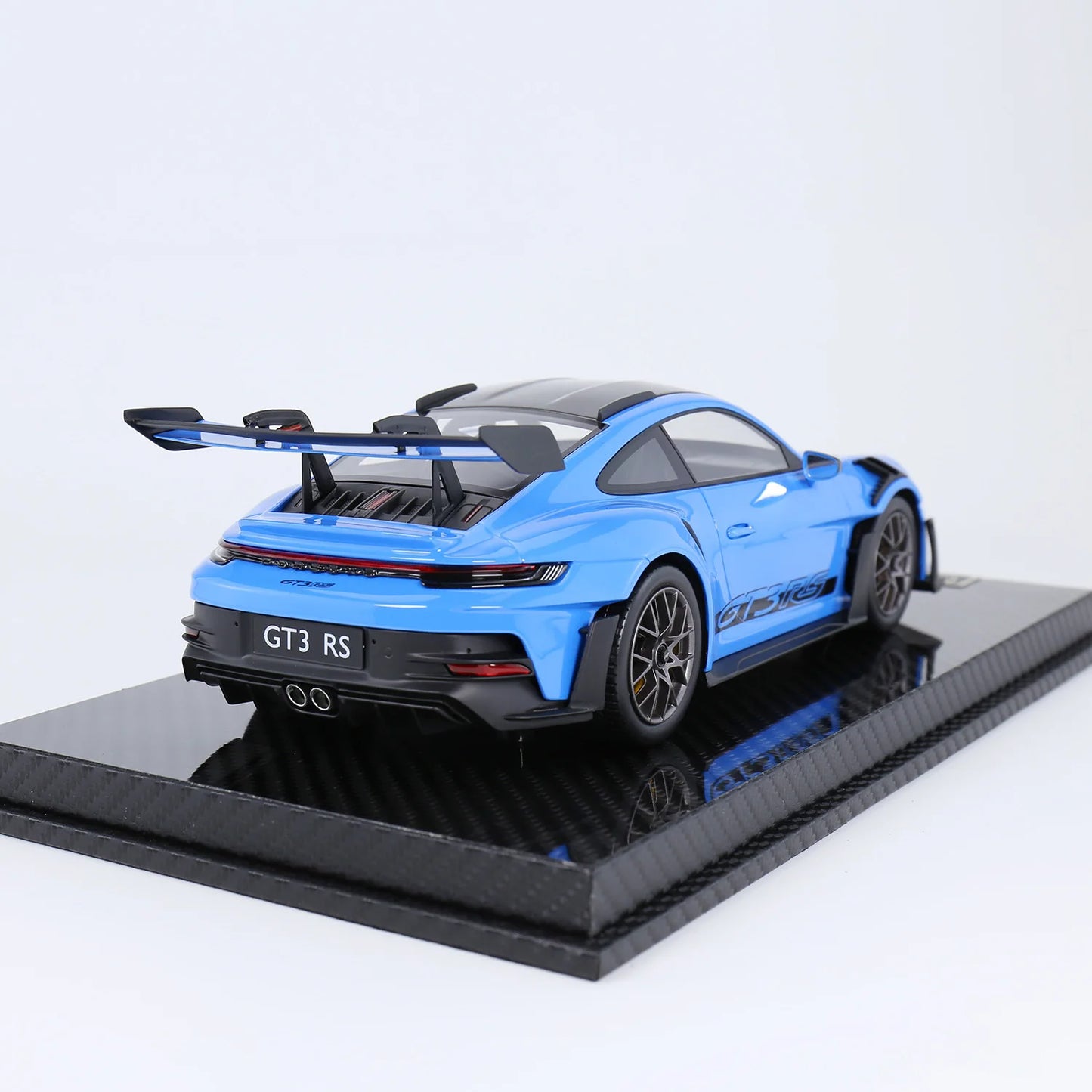 Luxury Hand Made 1-18 Porsche 911 GT3 RS Resin Collectibles