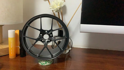 Metal Wheel Desk Decoration