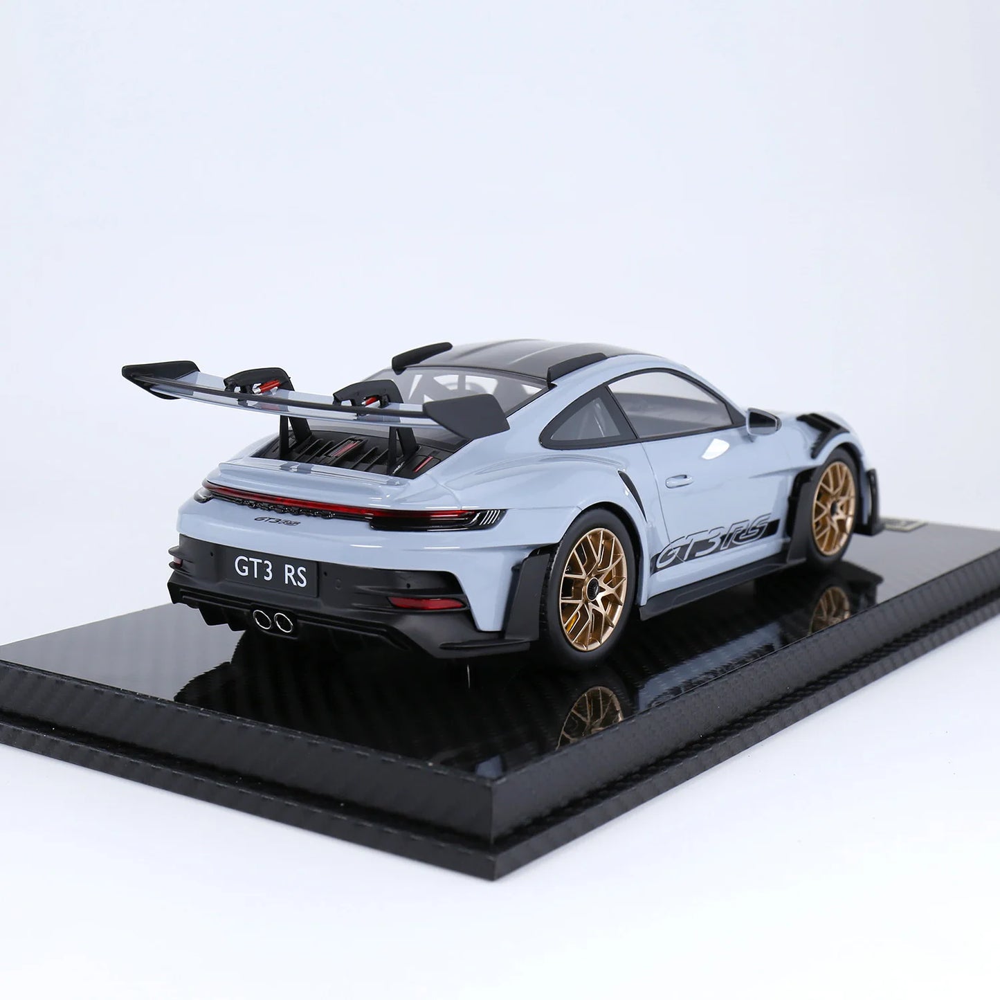 Luxury Hand Made 1-18 Porsche 911 GT3 RS Resin Collectibles